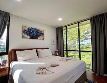Double or Twin Room with Mountain View