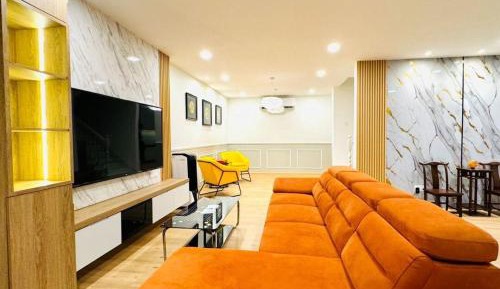 Room #1715607501