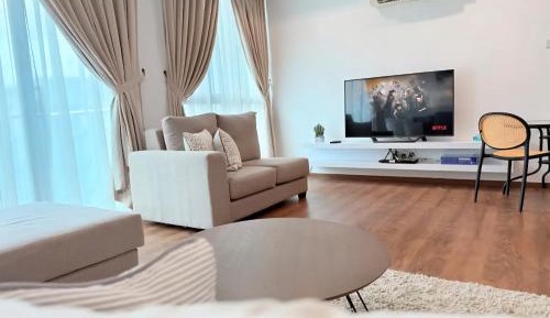 Three-Bedroom Apartment with Park View