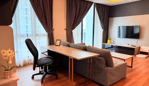 Three-Bedroom Apartment with Park View