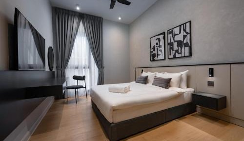 One-Bedroom with City View