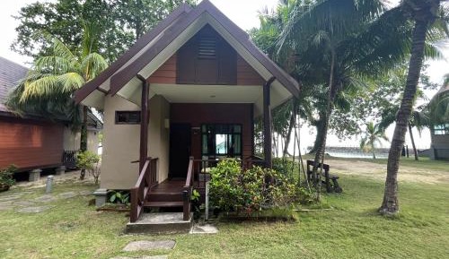 [Meal & Activities Inclusive] Semi Beach Villa Package