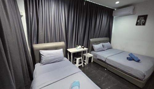 Triple Room with Private Bathroom