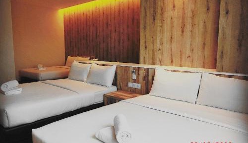 Premium Quadruple Room