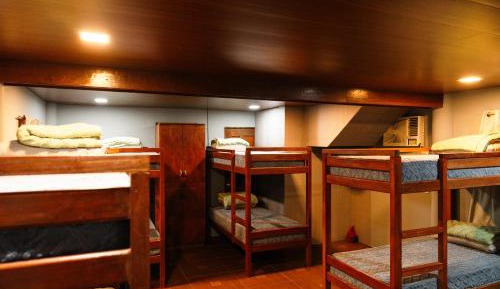 Bed in 10-Bed Mixed Dormitory Room
