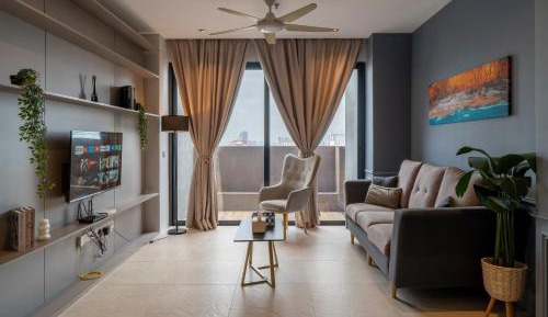 Three-Bedroom Premium Apartment with Balcony