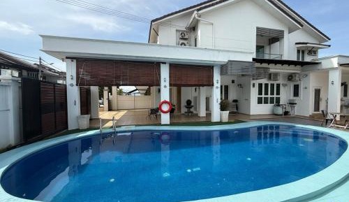 Deluxe Villa