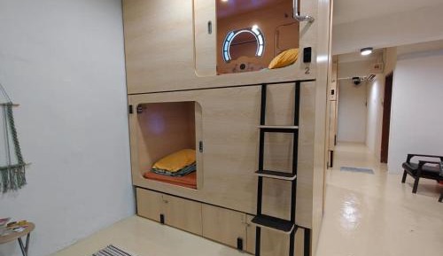Bed in 10-Bed Mixed Dormitory Room