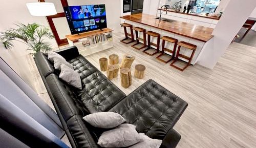 Seven-Bedroom House