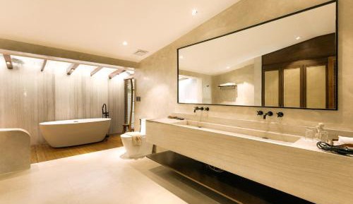 Two-Bedroom Suite