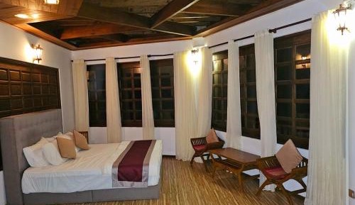 Deluxe Queen Room with Two Queen Beds