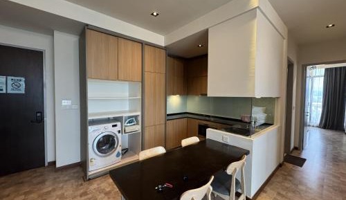 Two-Bedroom Apartment with City View