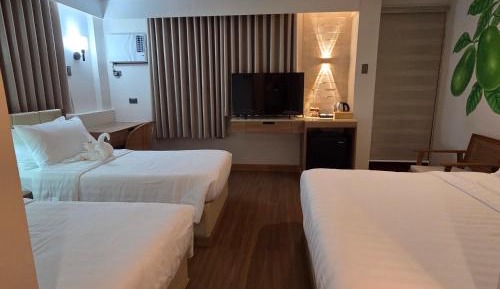 Quadruple Room with Terrace