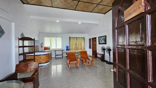 Villa - Beach Front