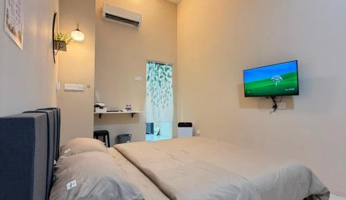 Double Room with Private Bathroom