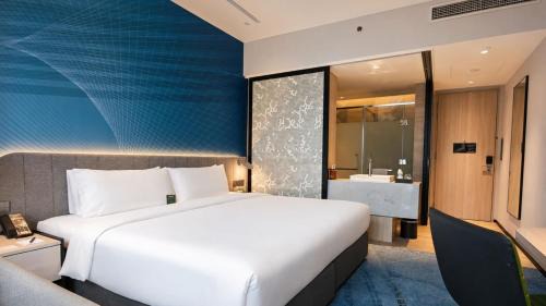 Hollywood Standard Twin Room