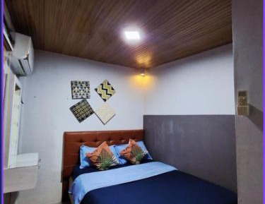 Apartment With Shared Bathroom