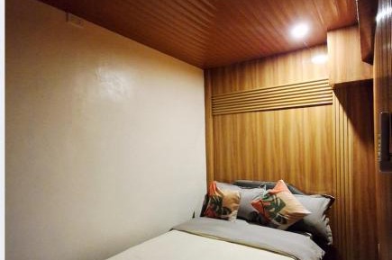 Apartment With Shared Bathroom