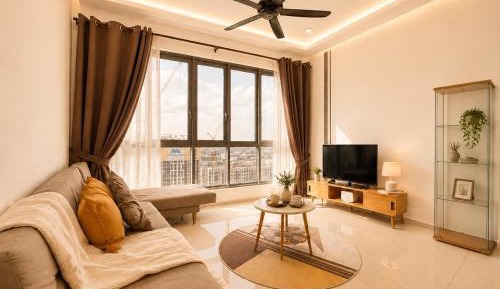 Three-Bedroom Apartment - High Floor