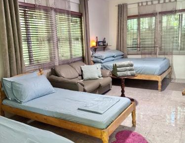 Three-Bedroom Vacation Home 