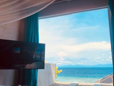 Villa - Beach Front