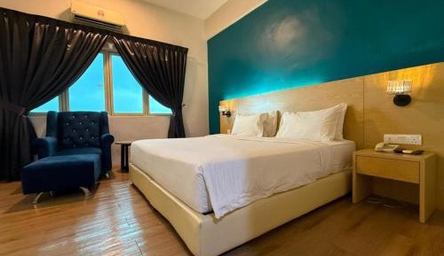 Deluxe King Room