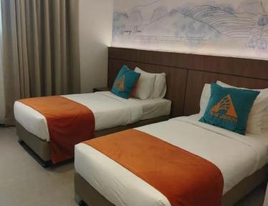 Deluxe Twin Room