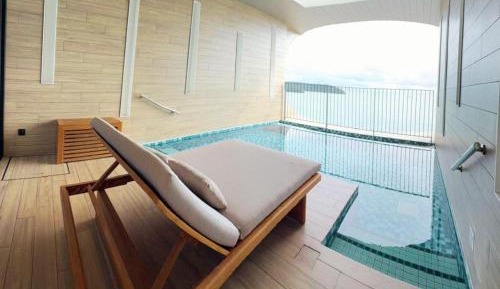 Premier Ocean View King with Private Pool