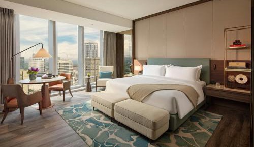 Deluxe Room King