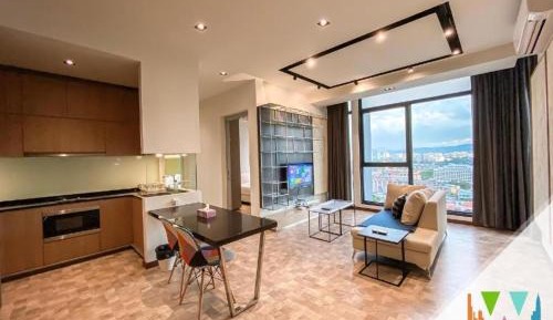 Two-Bedroom Apartment with Lake View