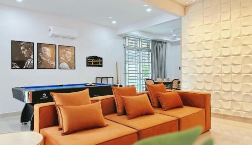 Four-Bedroom Vacation Home