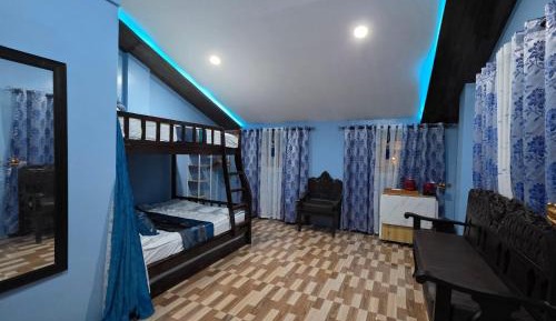 Junior Suite with Pool View