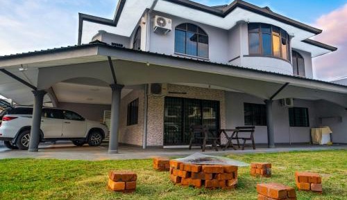 Five-Bedroom House