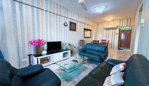 Three-Bedroom Apartment with Sea View