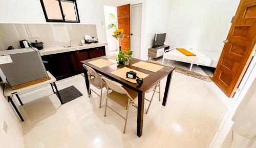 One-Bedroom Apartment - Non-Smoking