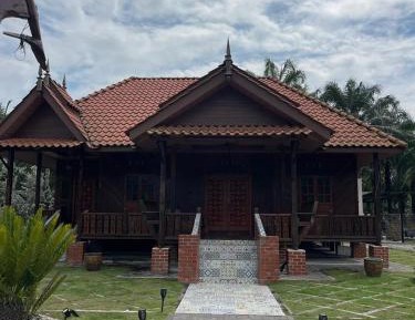 Three-Bedroom Chalet