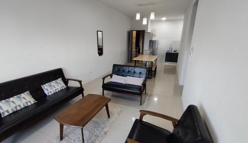 Three-Bedroom Apartment - High Floor