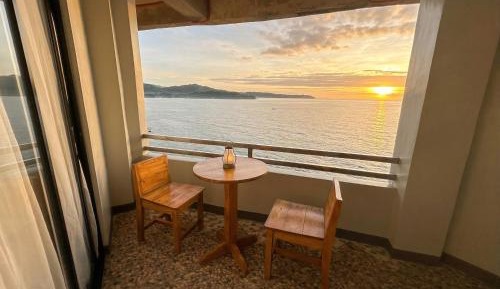 Suite with Sea View