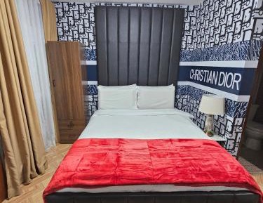 Deluxe Double Room (2 Adults + 1 Child)