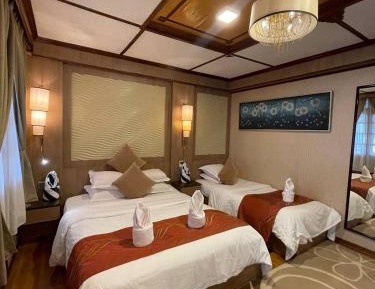 Luxury Triple Room