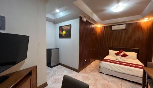 Queen Room