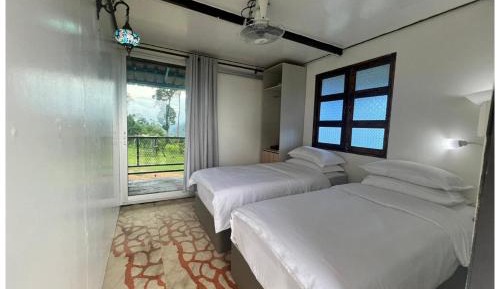 Twin Room with Shared Bathroom