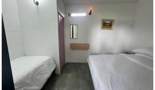 Triple Room with Bathroom