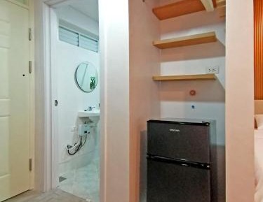 Studio with Balcony