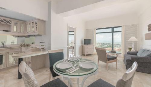 Two-Bedroom Suite
