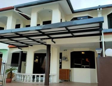 Five-Bedroom House
