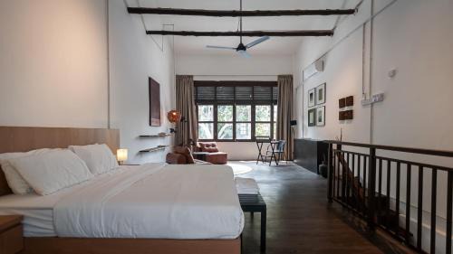 One-bedroom Villa with Bathtub - off site at Gat Jalan Prangin
