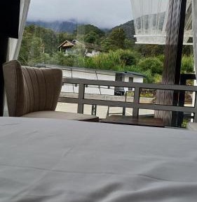 Mt. View King Suite With Bathtub