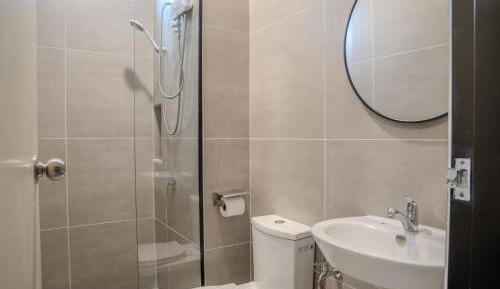 Deluxe Queen Studio (Without Free Parking)