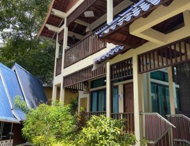 Triple Room with Balcony